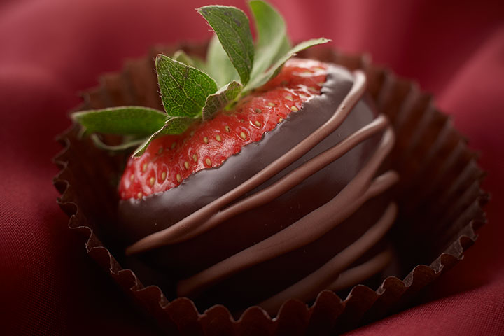 valentines, package, i love you, strawberries, romance