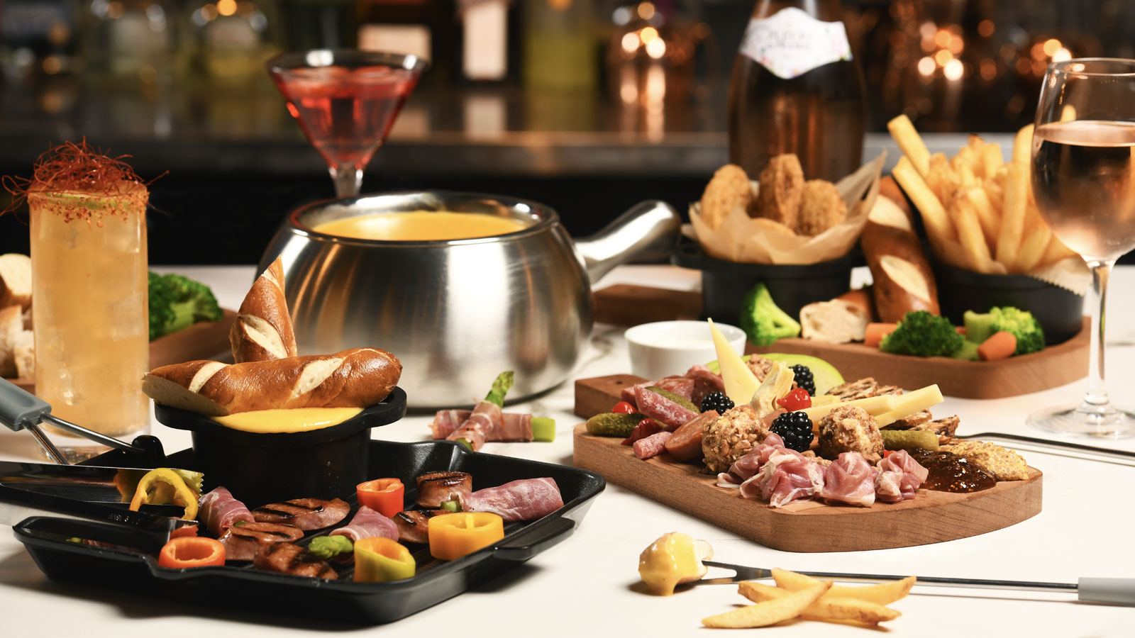 El Paso's Finest Happy Hour at The Melting Pot