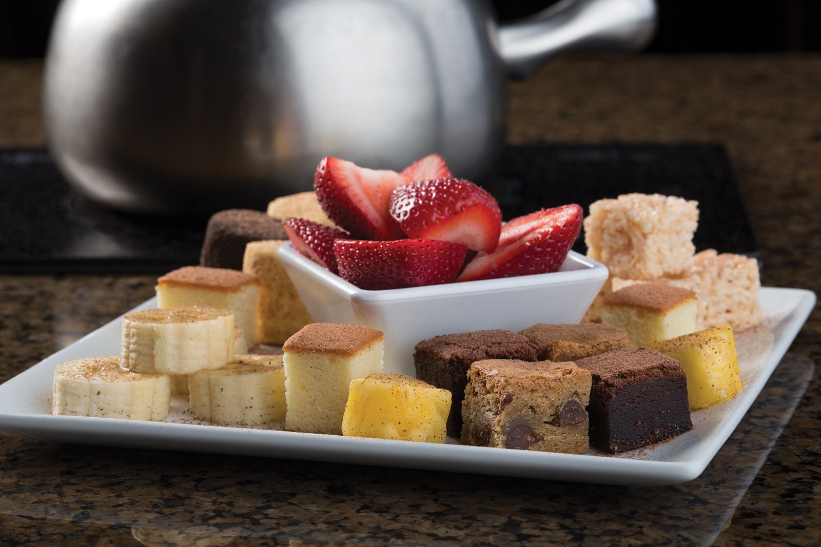 https://www.meltingpot.com/files/2777/Chocolate_Dessert_Plate_1.jpg