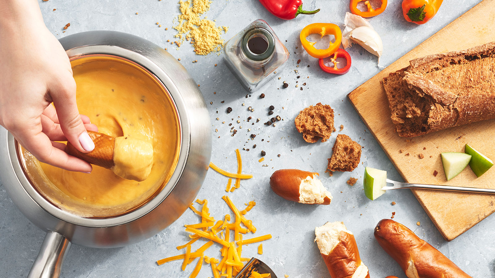 Cheddar Cheese Fondue and Ingredients